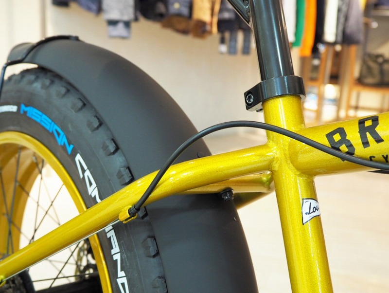 BRONX FATBIKE 20インチDD （7段変速）雪道 フェンダー ファットバイク