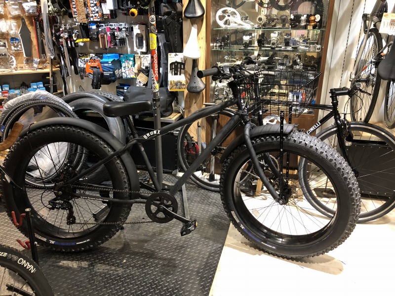 札幌で冬に自転車乗るならBRONXファットバイクがオススメです 4プラ6階 