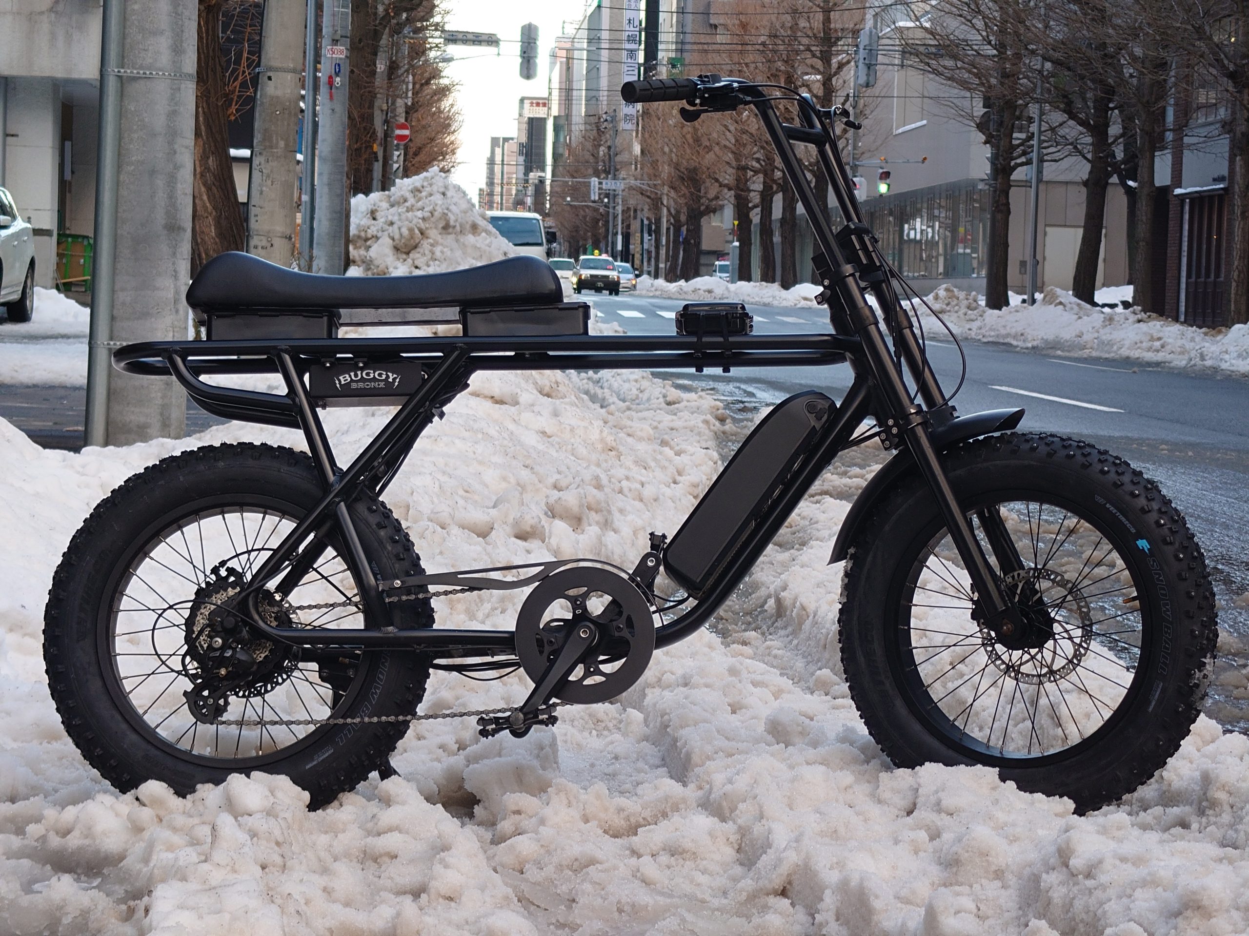 BRONX ファットバイクカスタム雪道走行用 札幌の冬を走り切る E-BIKE スパイクタイヤ カスタム – LOV